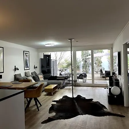 Zetrale Zweizimmerwohnung Mit Whirlpool Apartmán Karlsruhe