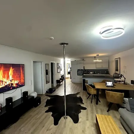 Zetrale Zweizimmerwohnung Mit Whirlpool *