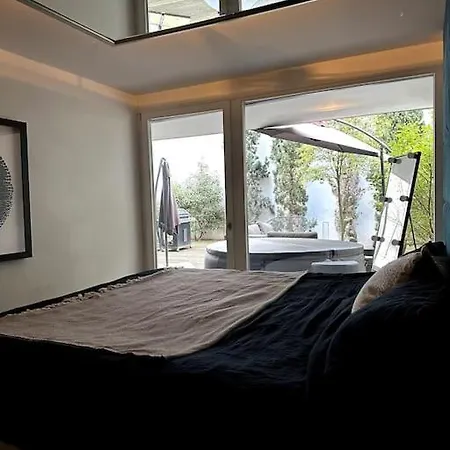 Apartmán Zetrale Zweizimmerwohnung Mit Whirlpool